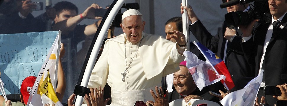 El papa en La Araucanía: No a la uniformidad asfixiante ni a la violencia