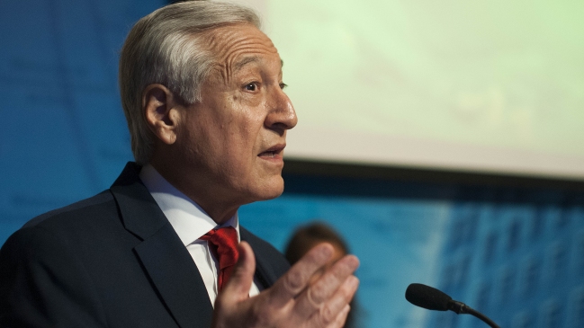 Alegatos en La Haya: Canciller Muñoz no descartó que Piñera haga cambios en equipo