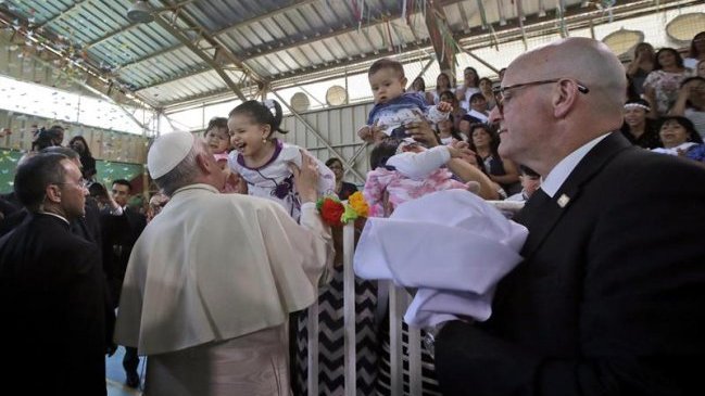Gobierno trabaja para ampliar permanencia de niños junto a sus madres en las cárceles