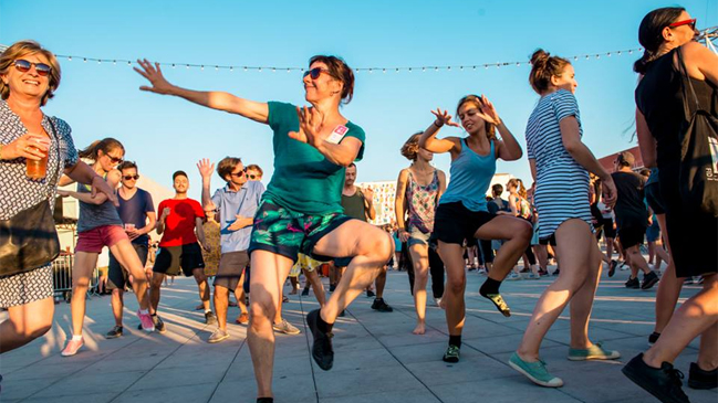 Santiago a Mil cerró con fiesta su vigésima quinta versión Santiago a Mil cerró con fiesta su vigésima quinta versión