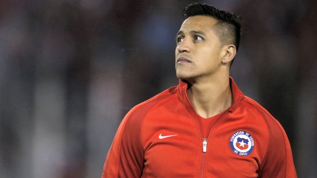 Alexis Sánchez desmintió a estudiante que lo acusó de ofrecerle dinero a cambio de sexo Alexis Sánchez desmintió a estudiante que lo acusó de ofrecerle dinero a cambio de sexo