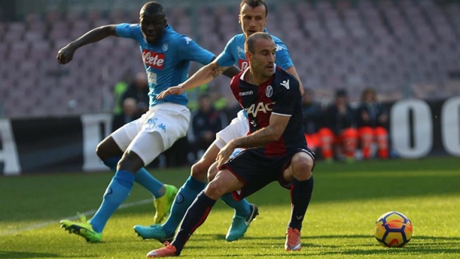 Napoli venció a Bologna de Erick Pulgar y sigue puntero de la liga italiana