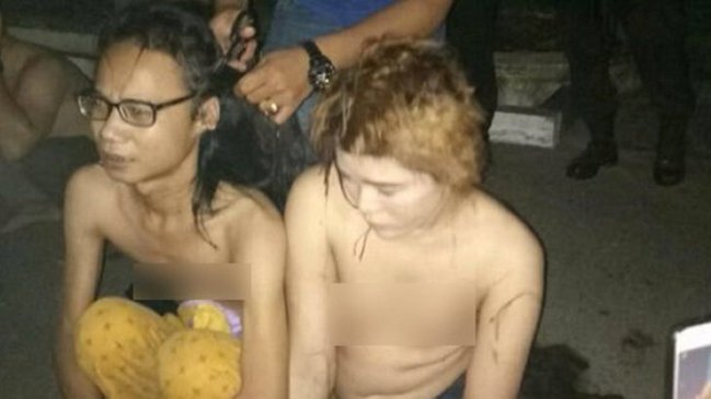 Policía islámica arrestó, cortó el pelo y obligó a vestir de hombres a 12 transexuales