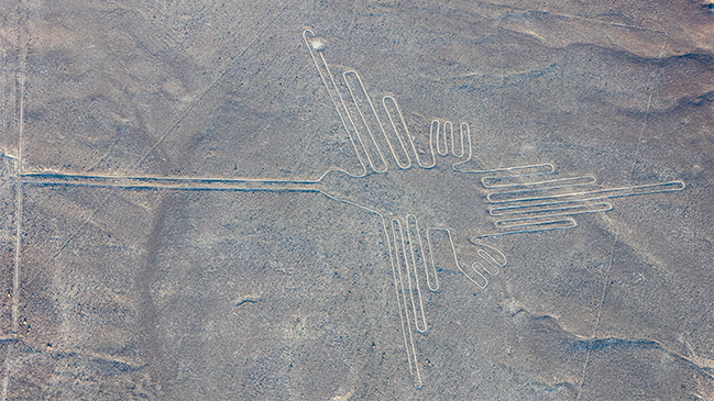 Indignación en Perú: Camión dañó las Líneas de Nazca Indignación en Perú: Camión dañó las Líneas de Nazca
