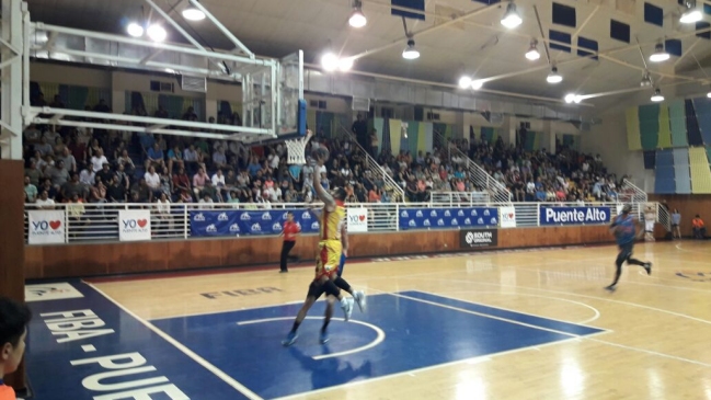 Español de Talca venció a Puente Alto y equiparó la serie en los cuartos de final de la LNB Español de Talca venció a Puente Alto y equiparó la serie en los cuartos de final de la LNB