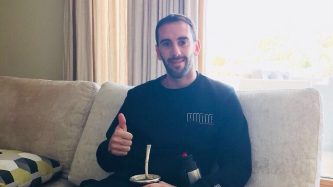 Diego Godín tras perder tres dientes: Diego Godín tras perder tres dientes: