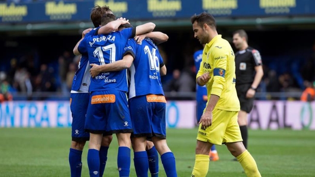Alavés de Guillermo Maripán se alejó del descenso con valiosa victoria sobre Villareal Alavés de Guillermo Maripán se alejó del descenso con valiosa victoria sobre Villareal