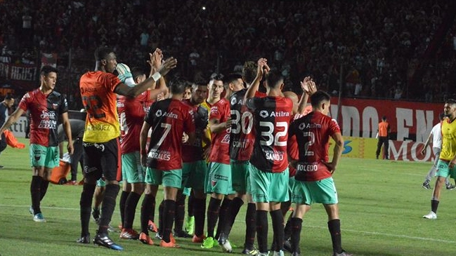 Colón venció a domicilio a Zamora y se acercó a la segunda fase de Copa Sudamericana Colón venció a domicilio a Zamora y se acercó a la segunda fase de Copa Sudamericana
