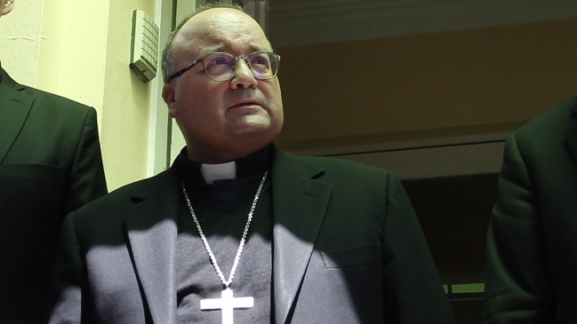 Obispo Scicluna fue hospitalizado