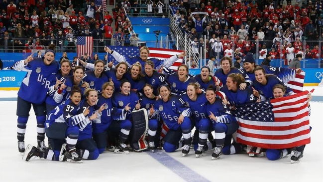Estados Unidos recuperó el oro olímpico después de 20 años en Hockey Femenino Estados Unidos recuperó el oro olímpico después de 20 años en Hockey Femenino