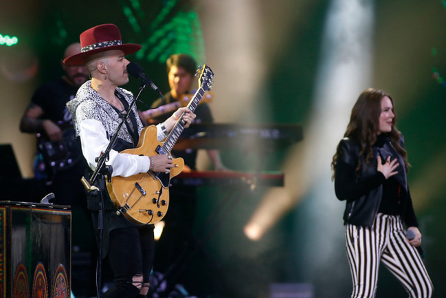 Quejas contra el sonido marca presentación de Jesse & Joy Quejas contra el sonido marca presentación de Jesse & Joy