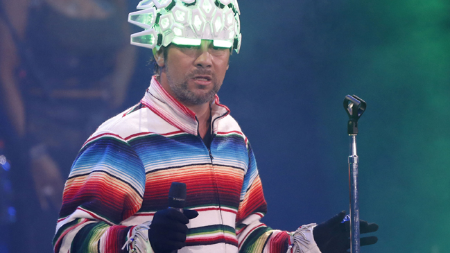 Equipo de Jamiroquai molesto por transmisión de show en Viña: Fue bastante pobre Equipo de Jamiroquai molesto por transmisión de show en Viña: Fue bastante pobre