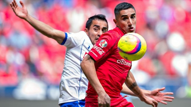 González le ganó el duelo a Puch en triunfo de Toluca ante Querétaro