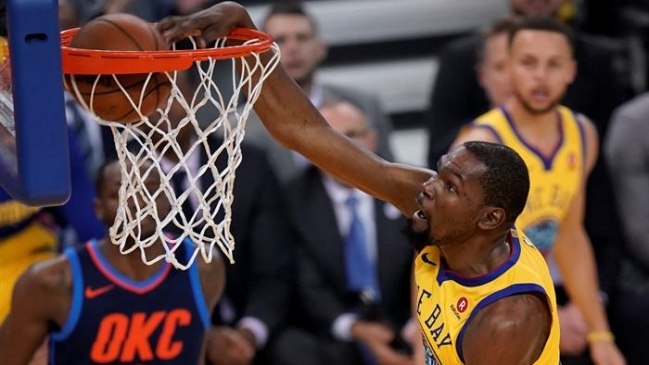 Kevin Durant comandó paliza de Golden State Warriors sobre Oklahoma City Thunder Kevin Durant comandó paliza de Golden State Warriors sobre Oklahoma City Thunder