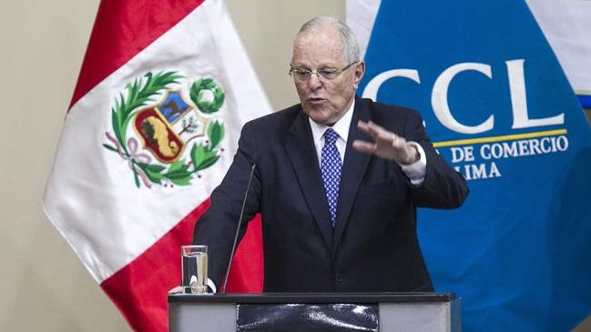 Más de la mitad de los peruanos considera que Kuczynski debe ser destituido