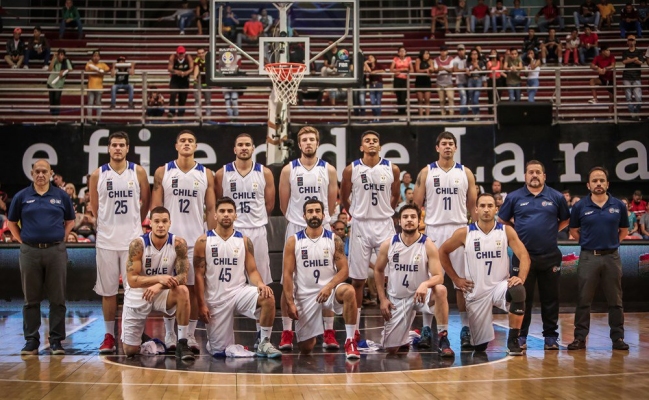 Chile sucumbió ante Brasil pese a dura lucha en las Clasificatorias al Mundial Chile sucumbió ante Brasil pese a dura lucha en las Clasificatorias al Mundial