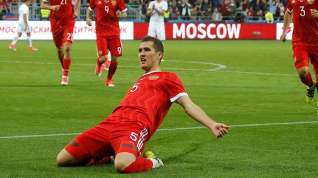 Rusia perdió a su segundo central de cara al Mundial por una rotura de ligamentos cruzados Rusia perdió a su segundo central de cara al Mundial por una rotura de ligamentos cruzados