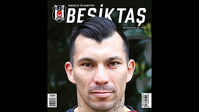 Gary Medel dijo tener un estilo único y alzó a Ronaldo como el mejor futbolista de todos los tiempos