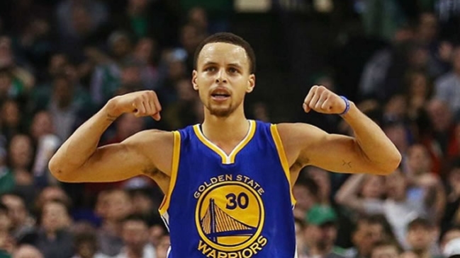 Un lesionado Stephen Curry lideró nuevo triunfo de Golden State Warriors en la NBA Un lesionado Stephen Curry lideró nuevo triunfo de Golden State Warriors en la NBA