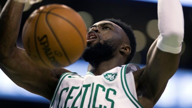 Boston Celtics logró una fácil victoria sobre Chicago Bulls en la NBA Boston Celtics logró una fácil victoria sobre Chicago Bulls en la NBA
