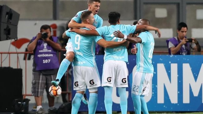 Mario Salas y Sporting Cristal se despidieron de la Copa Sudamericana