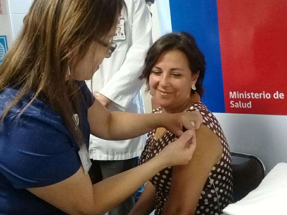 Los Ríos: Con personal de la salud y adultos mayores comenzó la vacunación contra la influenza Los Ríos: Con personal de la salud y adultos mayores comenzó la vacunación contra la influenza