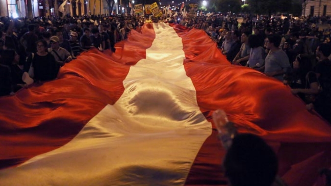 Hijos de peruanos nacidos en el extranjero podrán obtener la nacionalidad