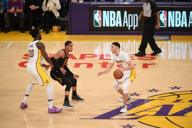 Los Lakers mostraron su mejor versión para batir a Cleveland Los Lakers mostraron su mejor versión para batir a Cleveland