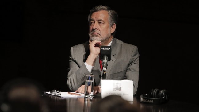 Asesora del equipo chileno en La Haya: Dichos de Guillier no tienen influencia en la Corte