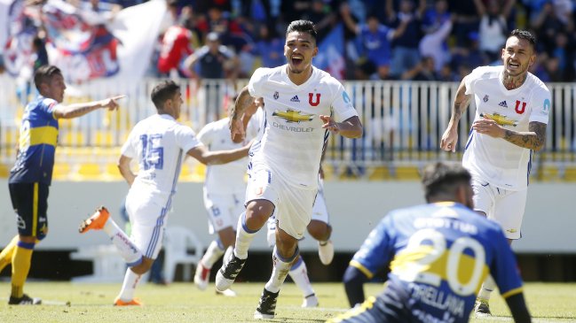 La U venció con suspenso a Everton para trepar a la cima del Campeonato Nacional La U venció con suspenso a Everton para trepar a la cima del Campeonato Nacional