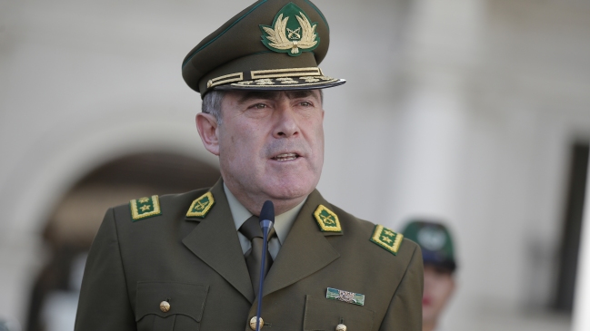 Nuevo Alto Mando de Carabineros: 15 generales pasan a retiro y se integra una mujer