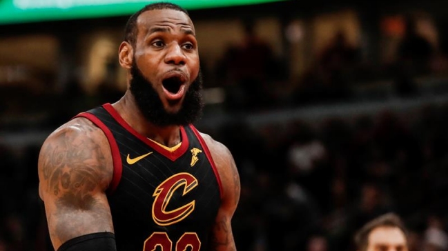 Un implacable LeBron James guio la victoria de Cleveland ante Bucks Un implacable LeBron James guio la victoria de Cleveland ante Bucks