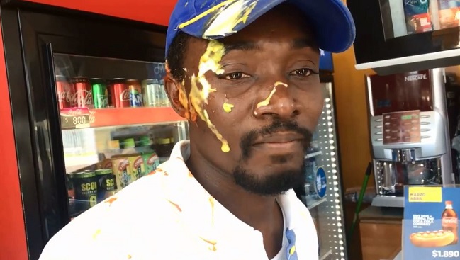 Denuncian vejatorio ataque contra inmigrante en estación de servicio Denuncian vejatorio ataque contra inmigrante en estación de servicio