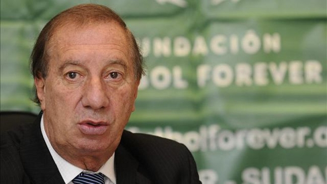 Bilardo descartó reunirse con Menotti y Sampaoli para dar mensaje de unidad Bilardo descartó reunirse con Menotti y Sampaoli para dar mensaje de unidad