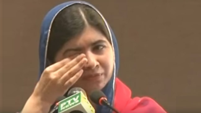 Malala regresó a Pakistán entre lágrimas de emoción y reivindicaciones