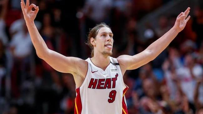 Miami Heat aseguró su presencia en los play-offs de la NBA Miami Heat aseguró su presencia en los play-offs de la NBA