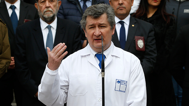 Minsal retrocedió y decidió no aceptar la renuncia de director del ISP, que padece de cáncer