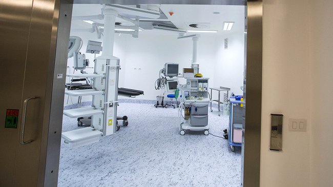 Hospitales harán cirugías los fines de semana para reducir las listas de espera