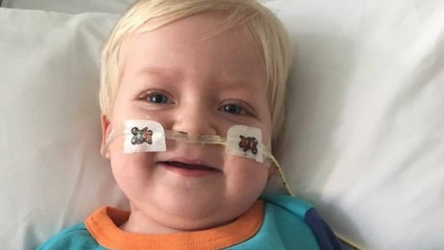 La inspiradora historia del niño que estaba en coma y despertó justo antes que lo desconectaran La inspiradora historia del niño que estaba en coma y despertó justo antes que lo desconectaran