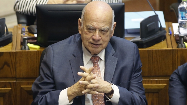 Insulza explicó ausencia en comisión de seguridad: 