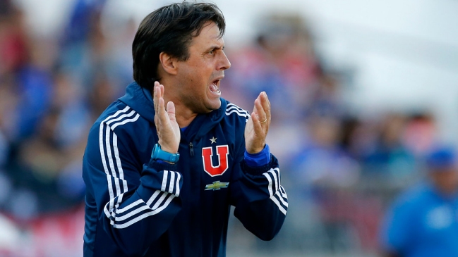 Guillermo Hoyos aseguró que U. de Chile no quiere facilitar a todos los nominados a la Roja Guillermo Hoyos aseguró que U. de Chile no quiere facilitar a todos los nominados a la Roja