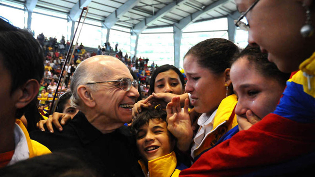Diez mil músicos se unen en homenaje póstumo a venezolano José Antonio Abreu Diez mil músicos se unen en homenaje póstumo a venezolano José Antonio Abreu