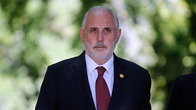 Fiscalía pedirá a Contraloría antecedentes por sueldos de las FFAA en las mutualidades Fiscalía pedirá a Contraloría antecedentes por sueldos de las FFAA en las mutualidades