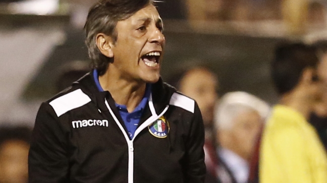 Hugo Vilches: No estamos perdidos, pero se torna difícil con dos goles en contra Hugo Vilches: No estamos perdidos, pero se torna difícil con dos goles en contra
