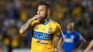 Eduardo Vargas anotó y Enzo Roco salió lesionado en empate de Tigres ante Cruz Azul