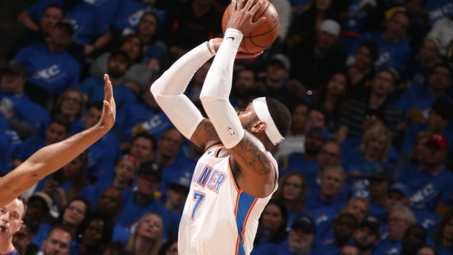 Oklahoma City venció a Utah Jazz y tomó la ventaja en su llave por los play-offs de la NBA Oklahoma City venció a Utah Jazz y tomó la ventaja en su llave por los play-offs de la NBA