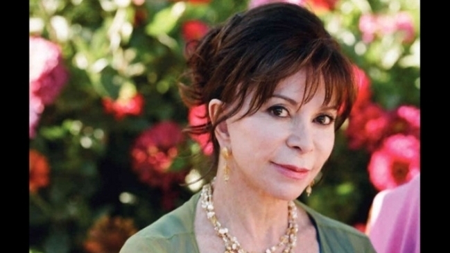 Biografía de Isabel Allende y caso Sename se toman proyectos de series en TV Biografía de Isabel Allende y caso Sename se toman proyectos de series en TV