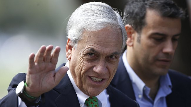 Gobierno reculó en la compra de un Lexus de 70 millones para Piñera