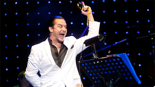 Mike Patton volverá a Chile con Mondo Cane Mike Patton volverá a Chile con Mondo Cane