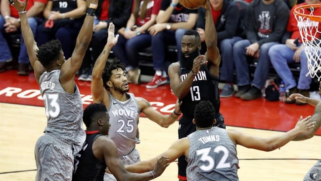 Houston Rockets aplastó a Minnesota y estiró ventaja en los playoffs de la NBA Houston Rockets aplastó a Minnesota y estiró ventaja en los playoffs de la NBA